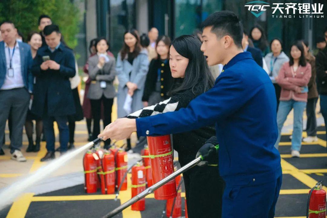 ·Ç·²¹ú¼Ê(ÖйúÇø)-¹Ù·½ÍøÕ¾